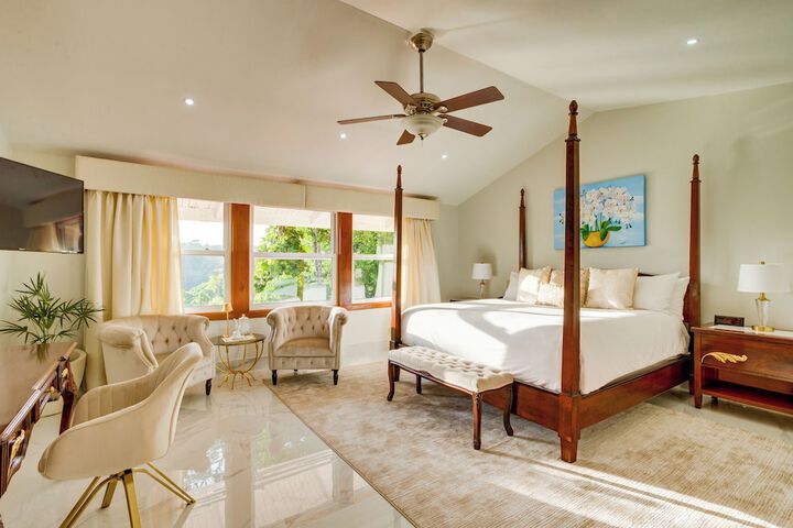 Room 20 of 143