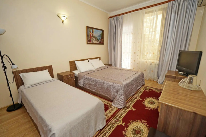 Room 2 of 13