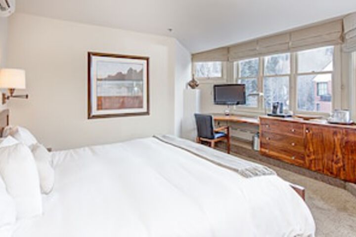 Room 64 of 279