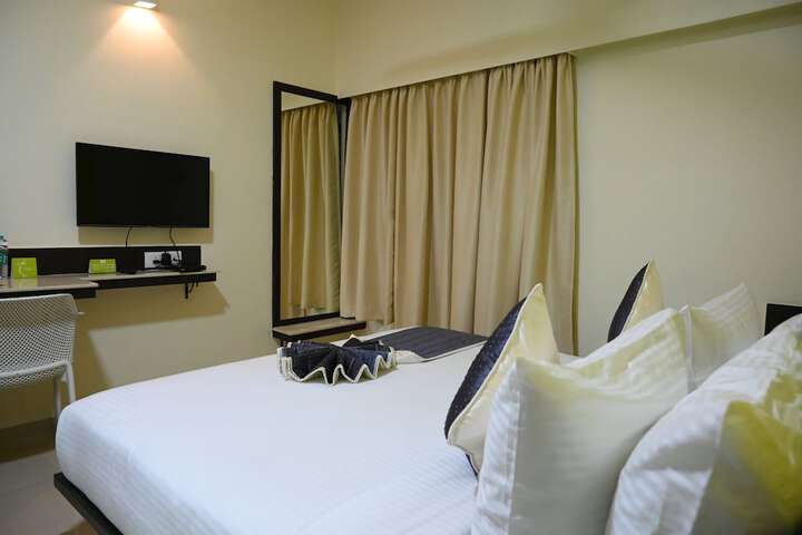 Room 5 of 20