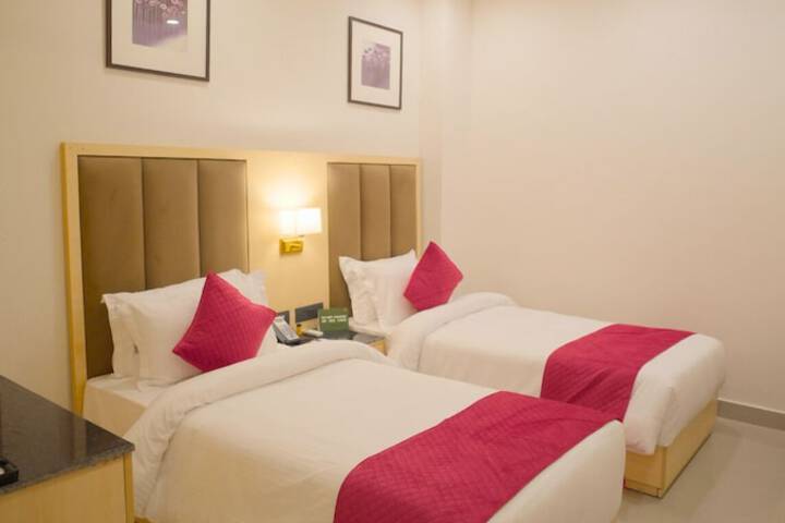 Room 5 of 35
