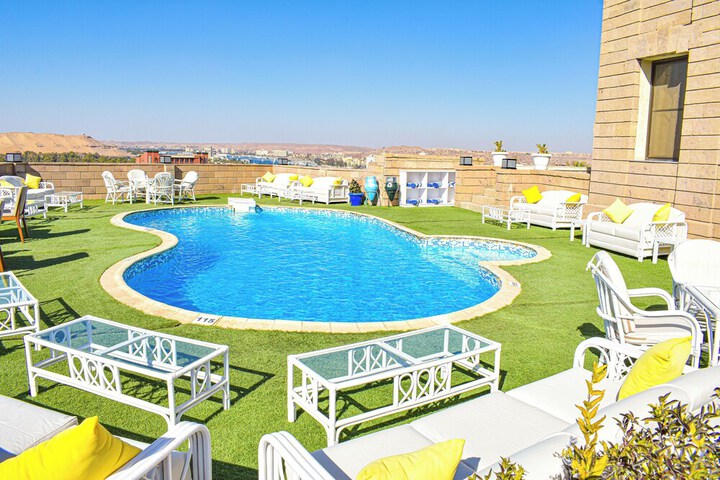 Pool 34 of 64
