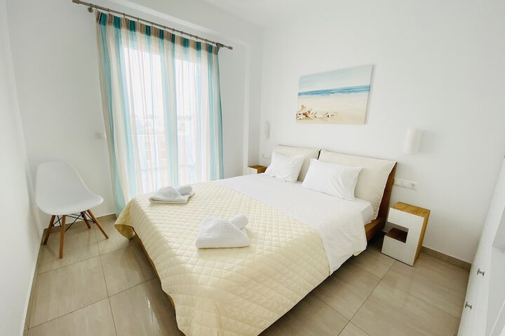 Room 4 of 56