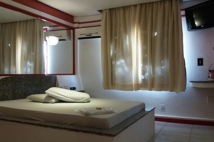 Room 33 of 112