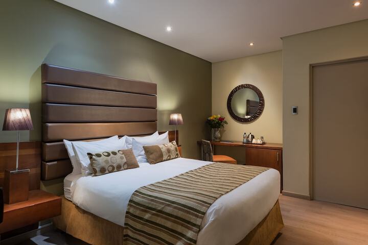 Room 7 of 75