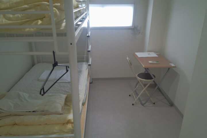 Room 19 of 39