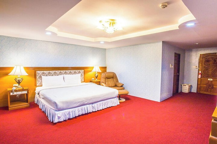 Room 14 of 51