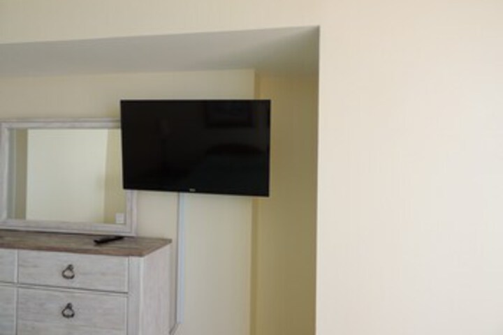 Room 42 of 48