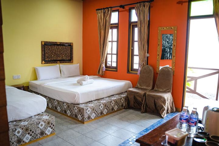 Room 72 of 195