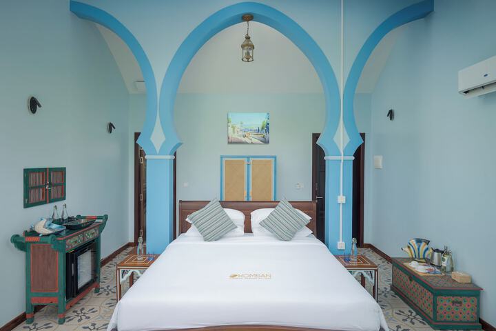 Room 47 of 90