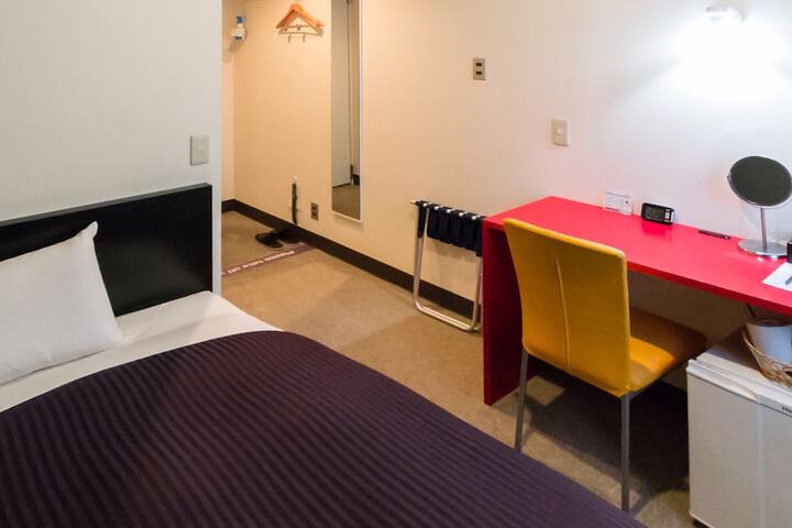 Room 30 of 58