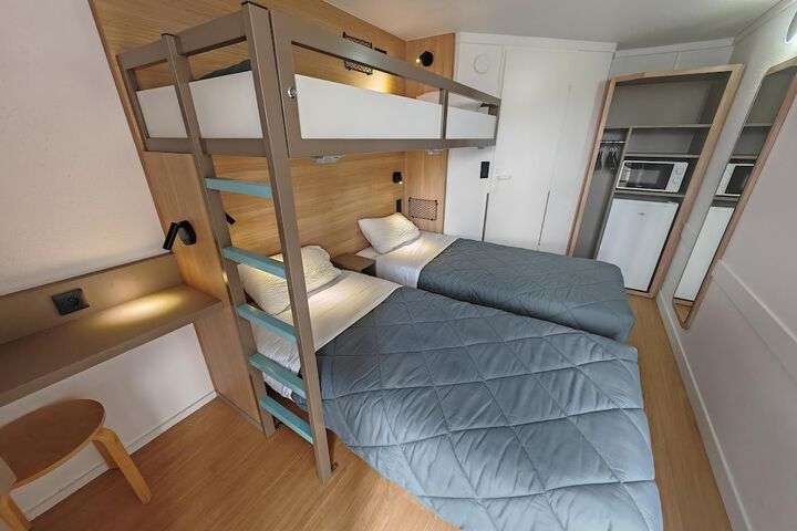 Room 20 of 48