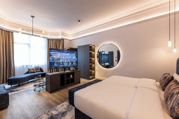 Room 20 of 84