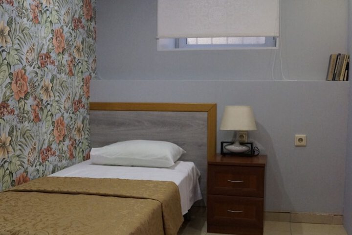 Room 7 of 26