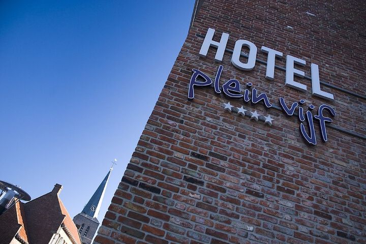 Hotel 26 of 27