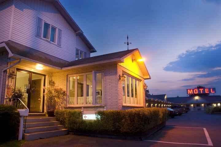 Motel Belle Rivière in Saint-Jean-Sur-Richelieu, QC