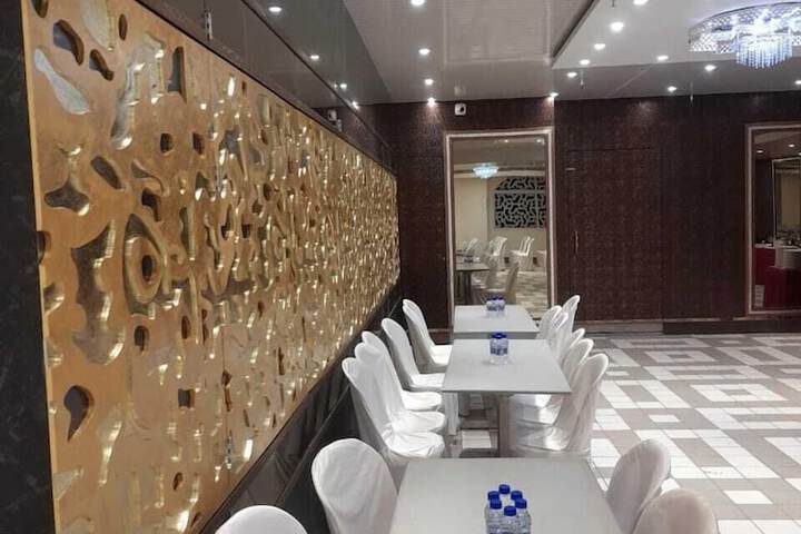 Ballroom/Hall 47 of 71