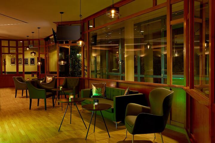 Lobby Entry