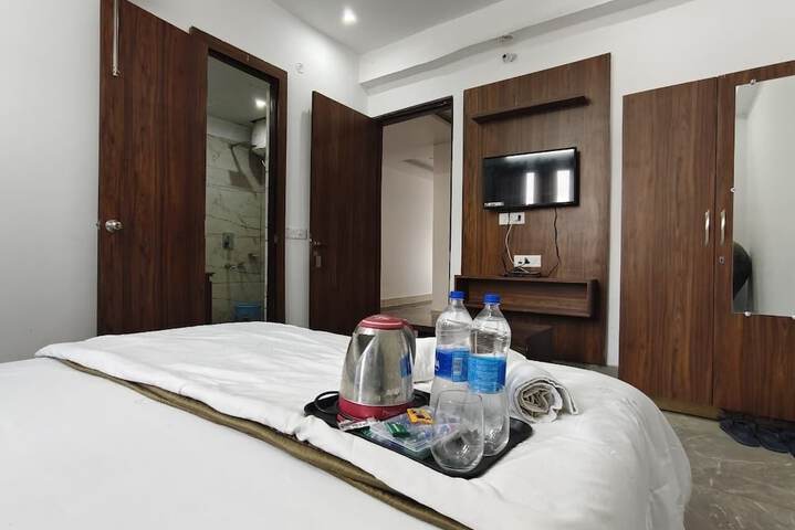 Room 17 of 23