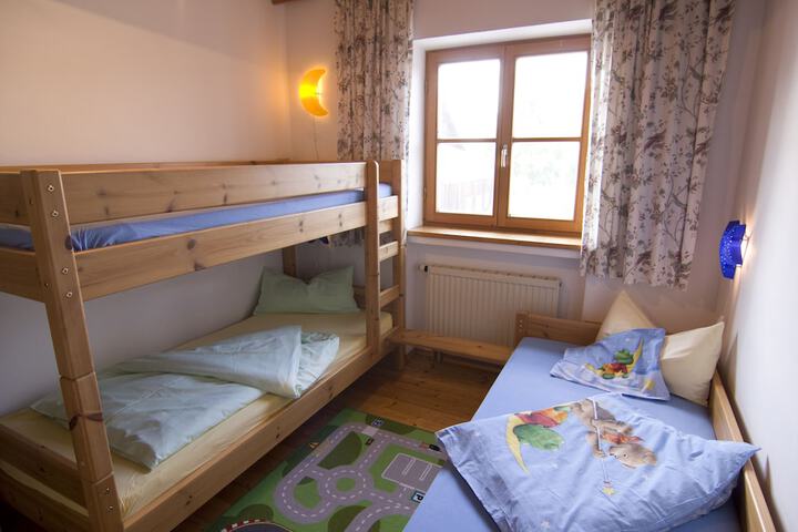 Room 13 of 48