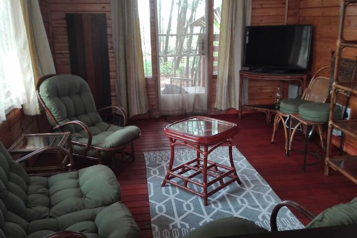 Room 27 of 78