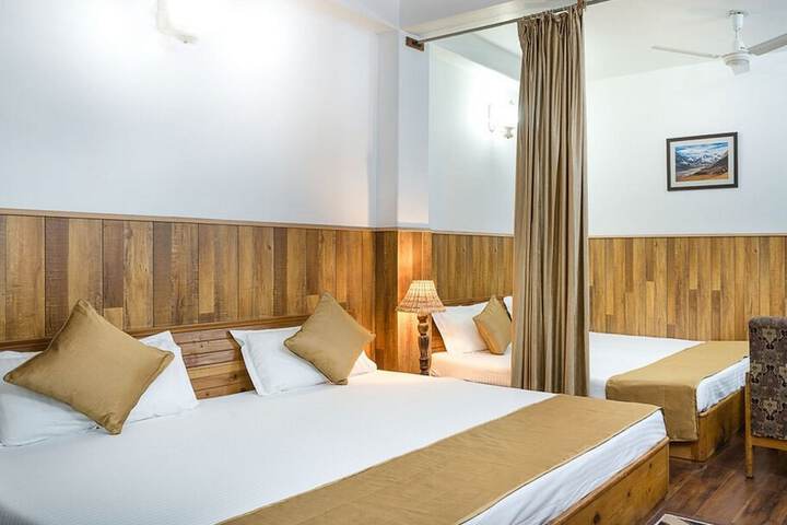 Room 2 of 14