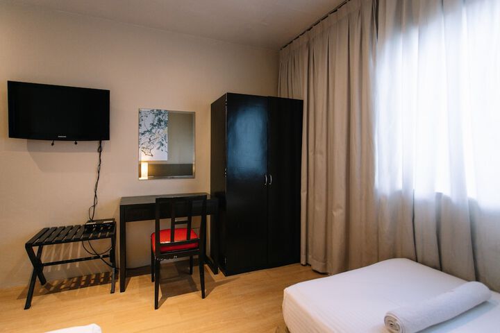 Room 55 of 158