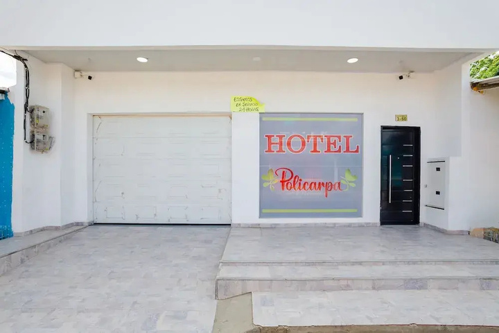 Hotel 6 of 7