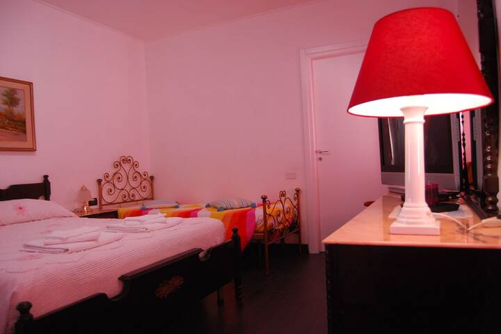 Room 8 of 44