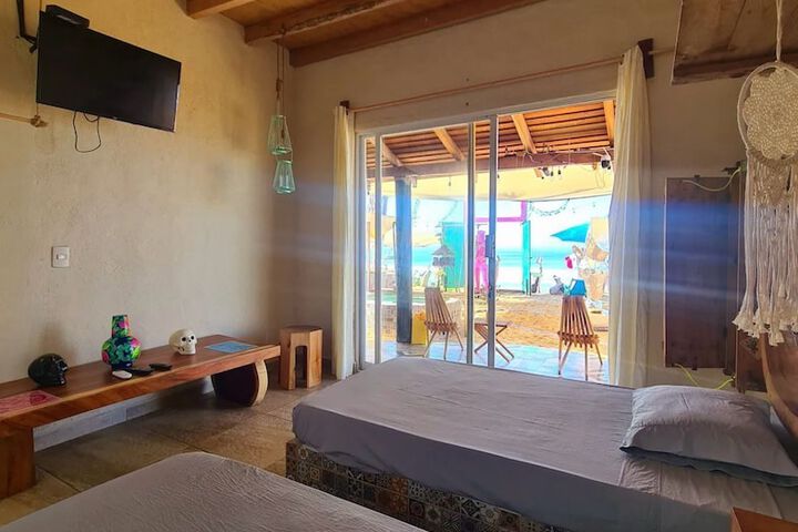 Room 2 of 5
