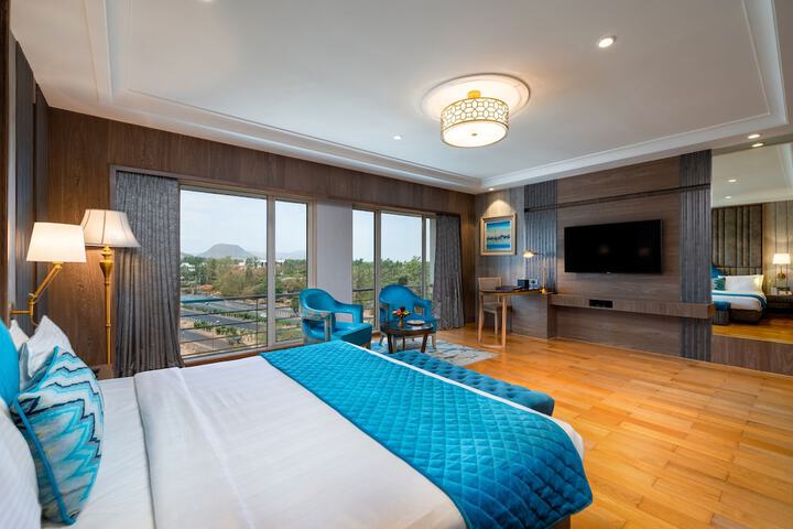 Room 14 of 56