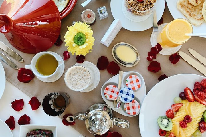 Breakfast/Coffee Service 60 of 115