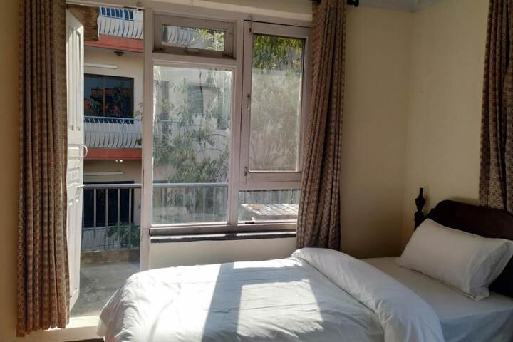 Room 21 of 66