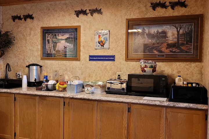 Breakfast/Coffee Service 78 of 106