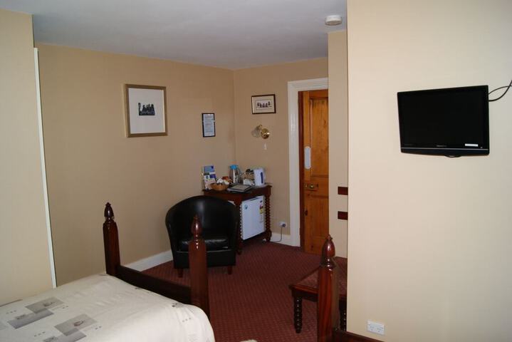 Photo 5