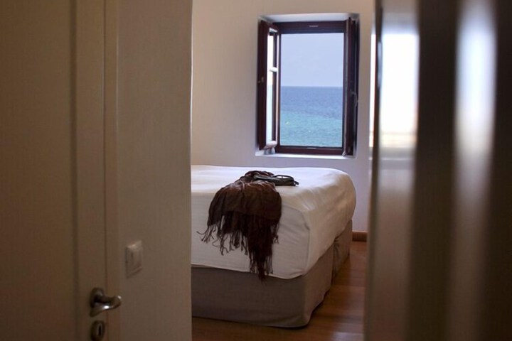 Room 10 of 60