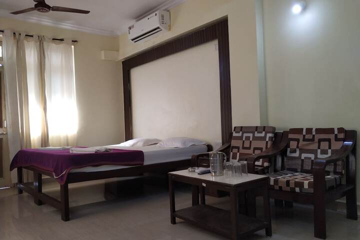 Room 43 of 72