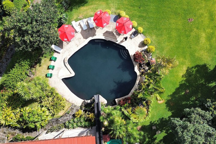 Pool 35 of 94
