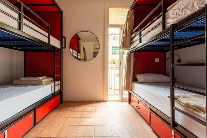 Room 71 of 147