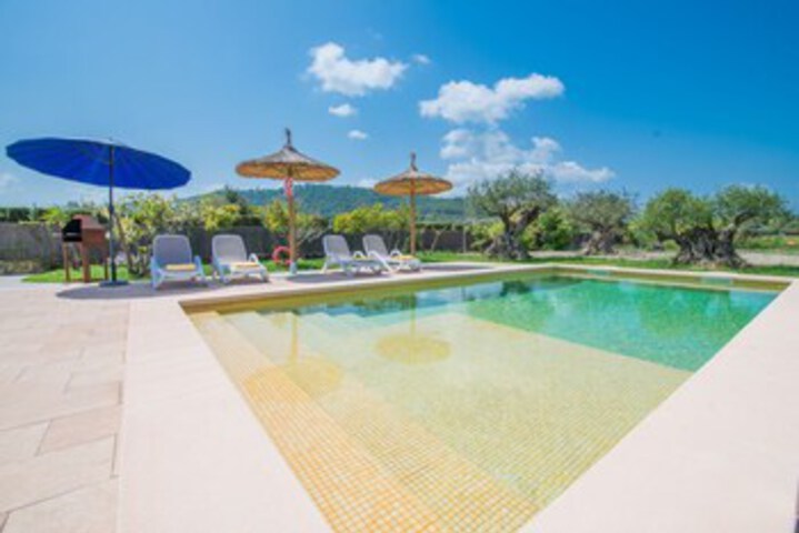 Pool 17 of 42