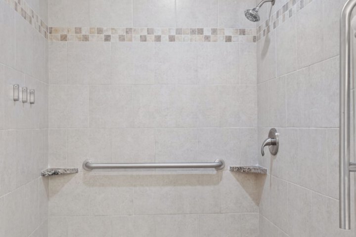 Standard King Bed Stair Accessible Only Bathtub (21 of 23)