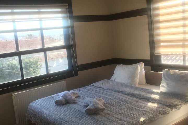 Room 15 of 44