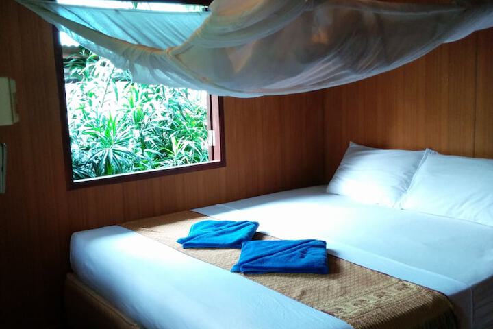 Room 5 of 20
