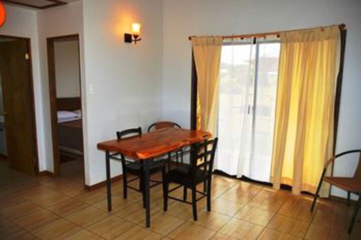 Room 14 of 18