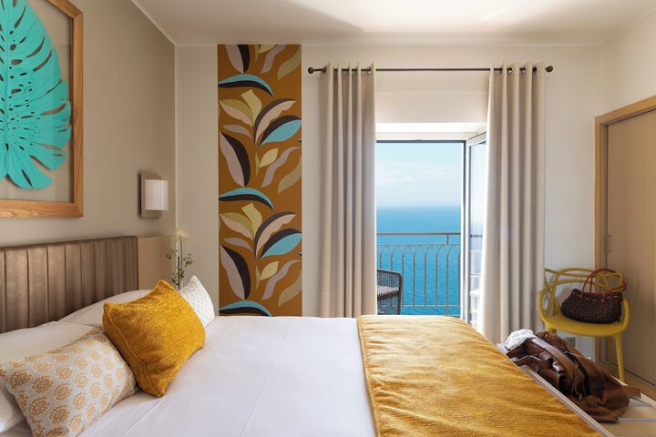 Room 21 of 74