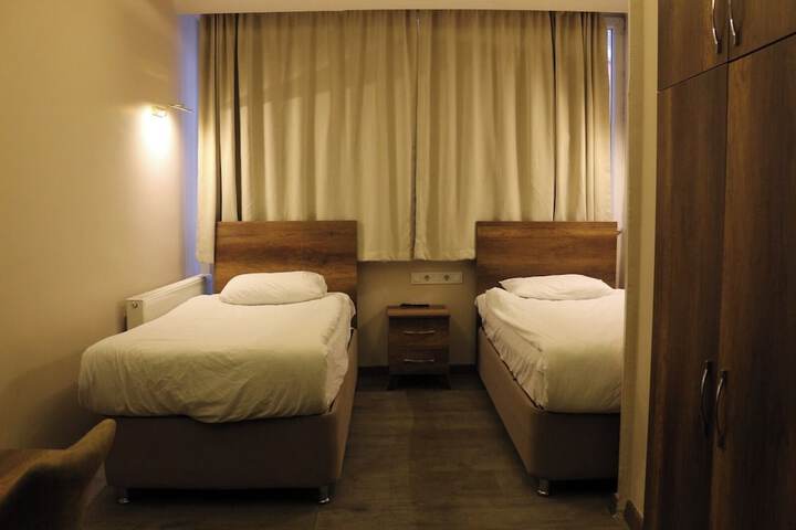 Room 7 of 15