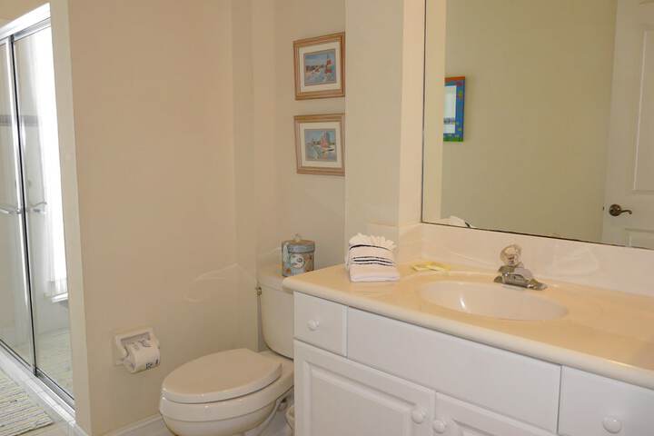 Room 13 of 26