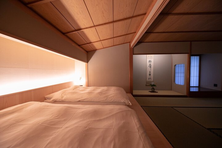 Room 17 of 111
