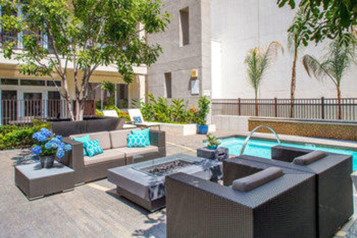Sundeck 17 of 17