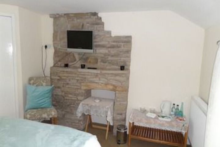 Room 18 of 24